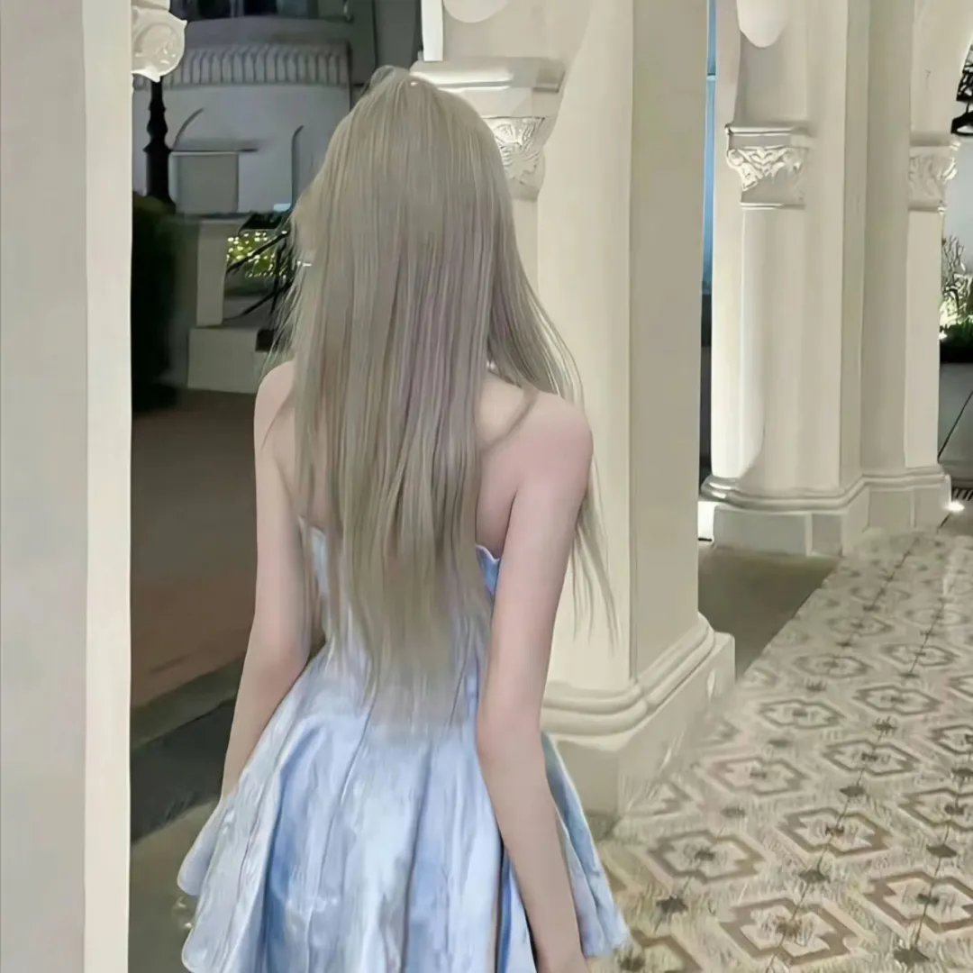 黄蜂女
